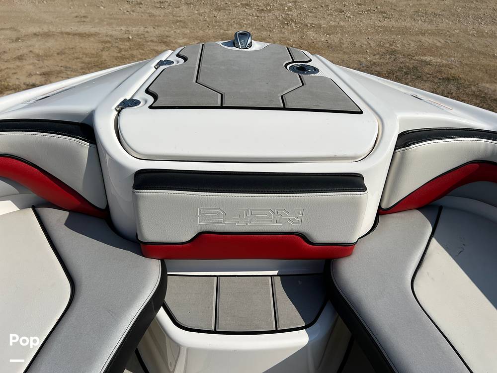 Slide: The Image of Yamaha 242X 2020 - 13067987