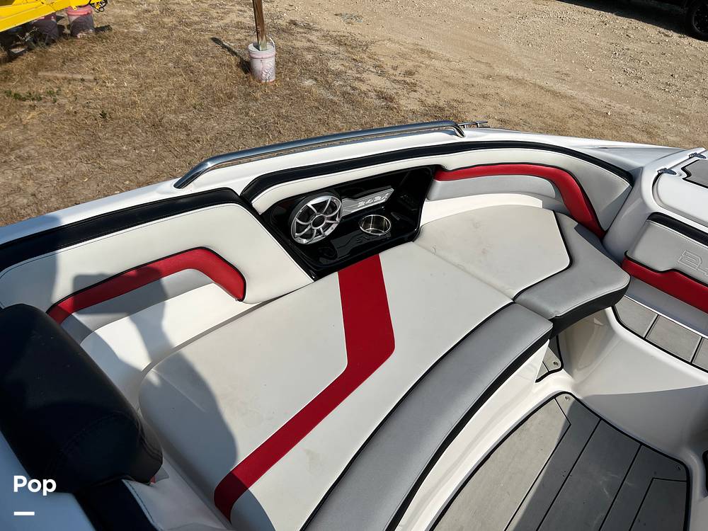 Slide: The Image of Yamaha 242X 2020 - 13067989