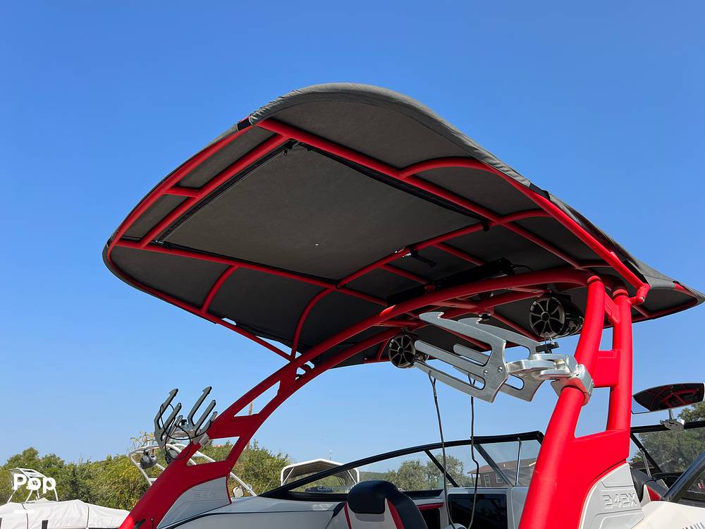 Slide: The Image of Yamaha 242X 2020 - 13068001