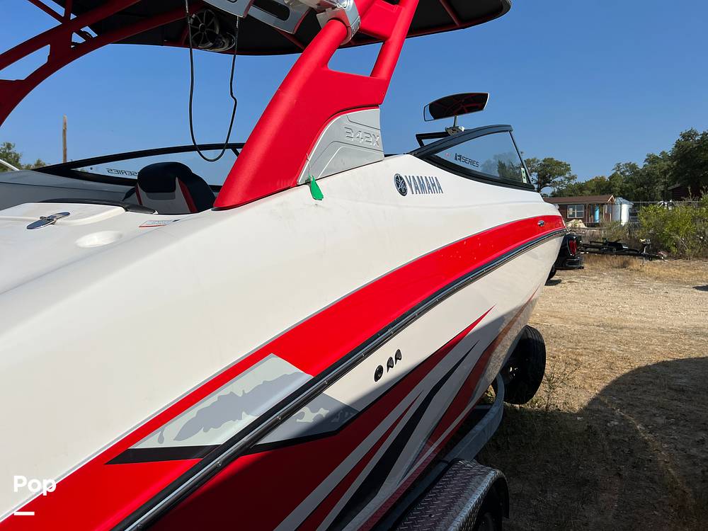 Slide: The Image of Yamaha 242X 2020 - 13068003