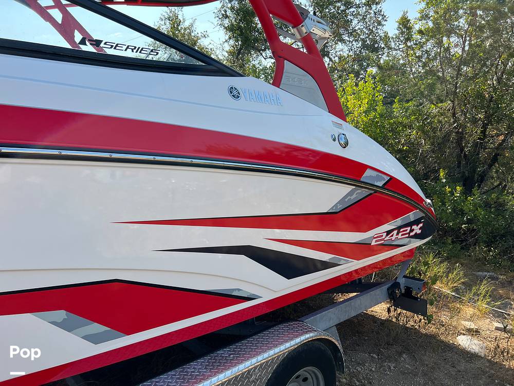 Slide: The Image of Yamaha 242X 2020 - 13068013