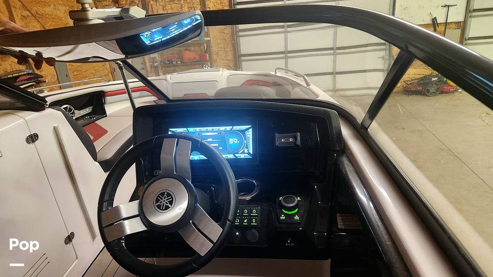 Slide: The Image of Yamaha 242X E Series 2020 - 15411201