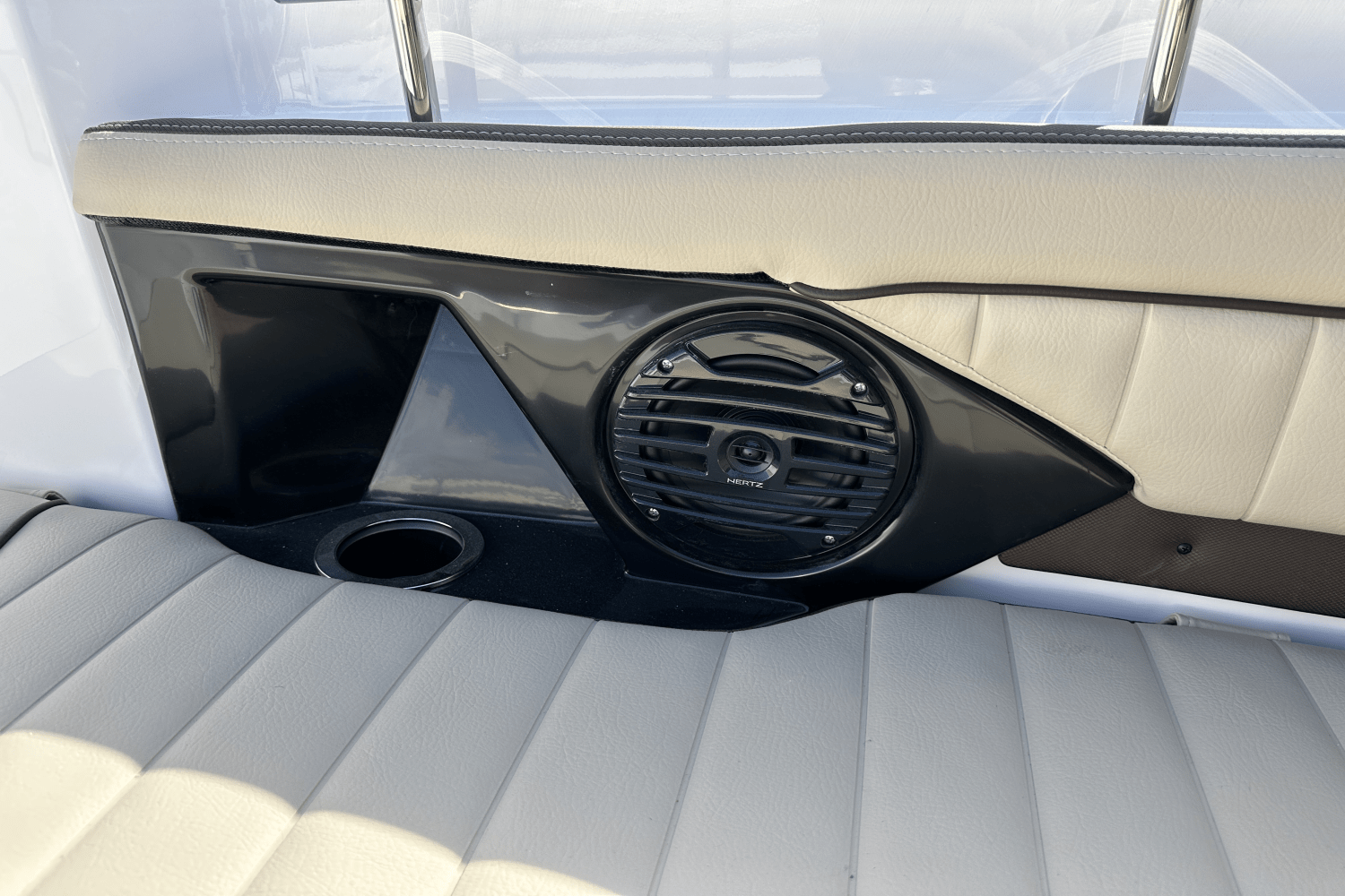 Slide: The Image of Yamaha 252 FSH Sport 2025 - 5