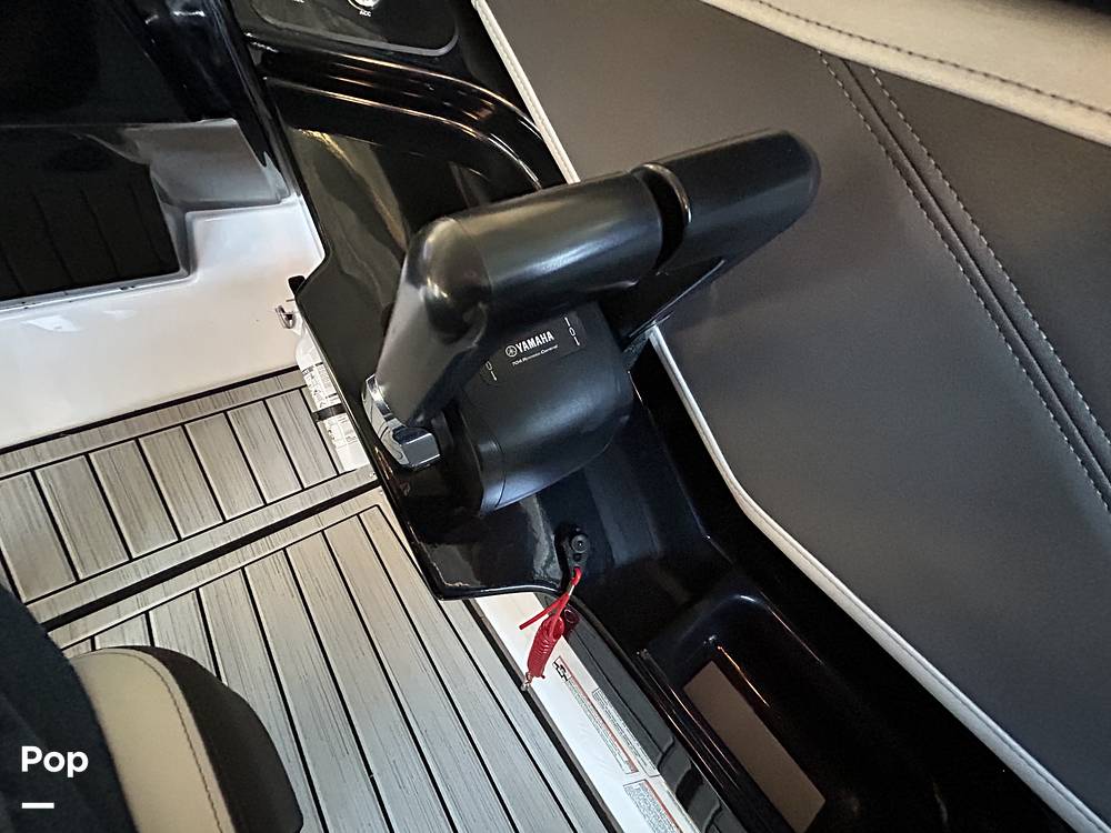 Slide: The Image of Yamaha 252S 2023 - 15168539