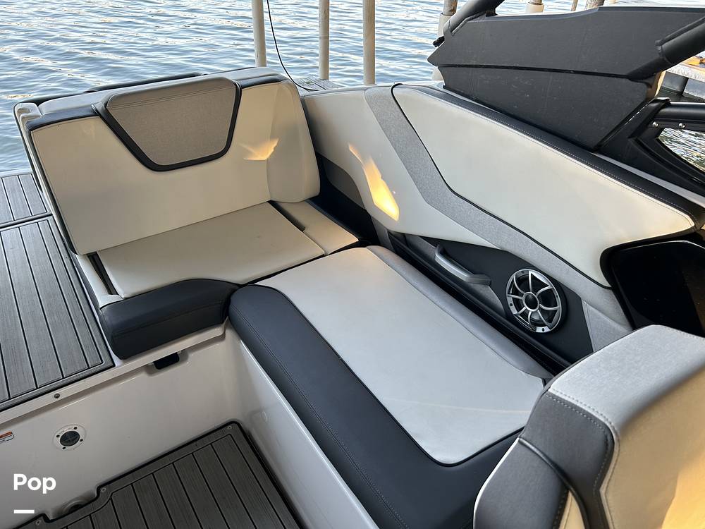 Slide: The Image of Yamaha 252S 2023 - 15168492