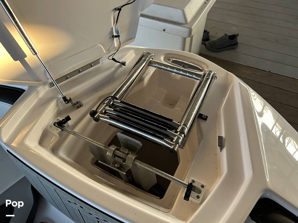 Slide: The Image of Yamaha 252S 2023 - 15168410