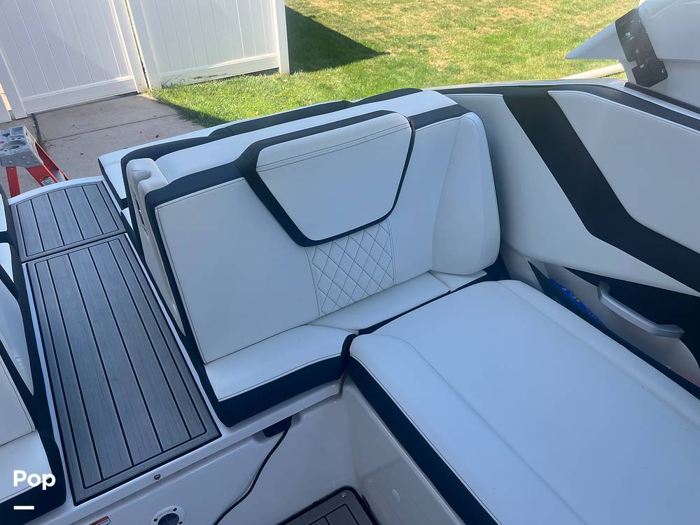 Slide: The Image of Yamaha 252SD 2024 - 15848901