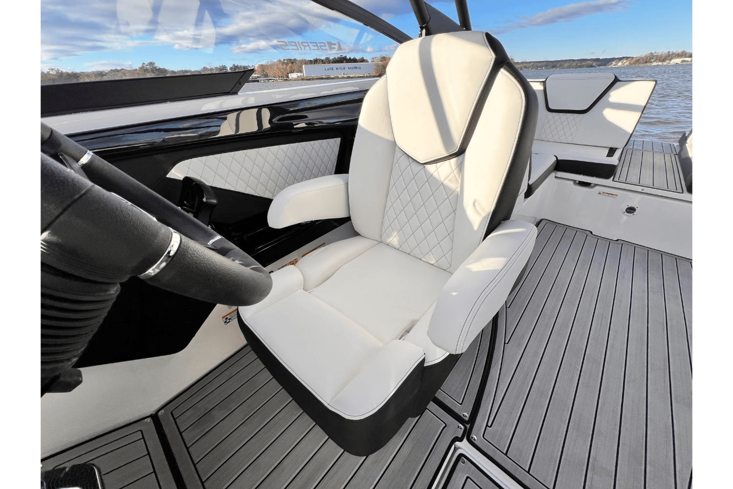 Slide: The Image of Yamaha 252SE 2025 - 20