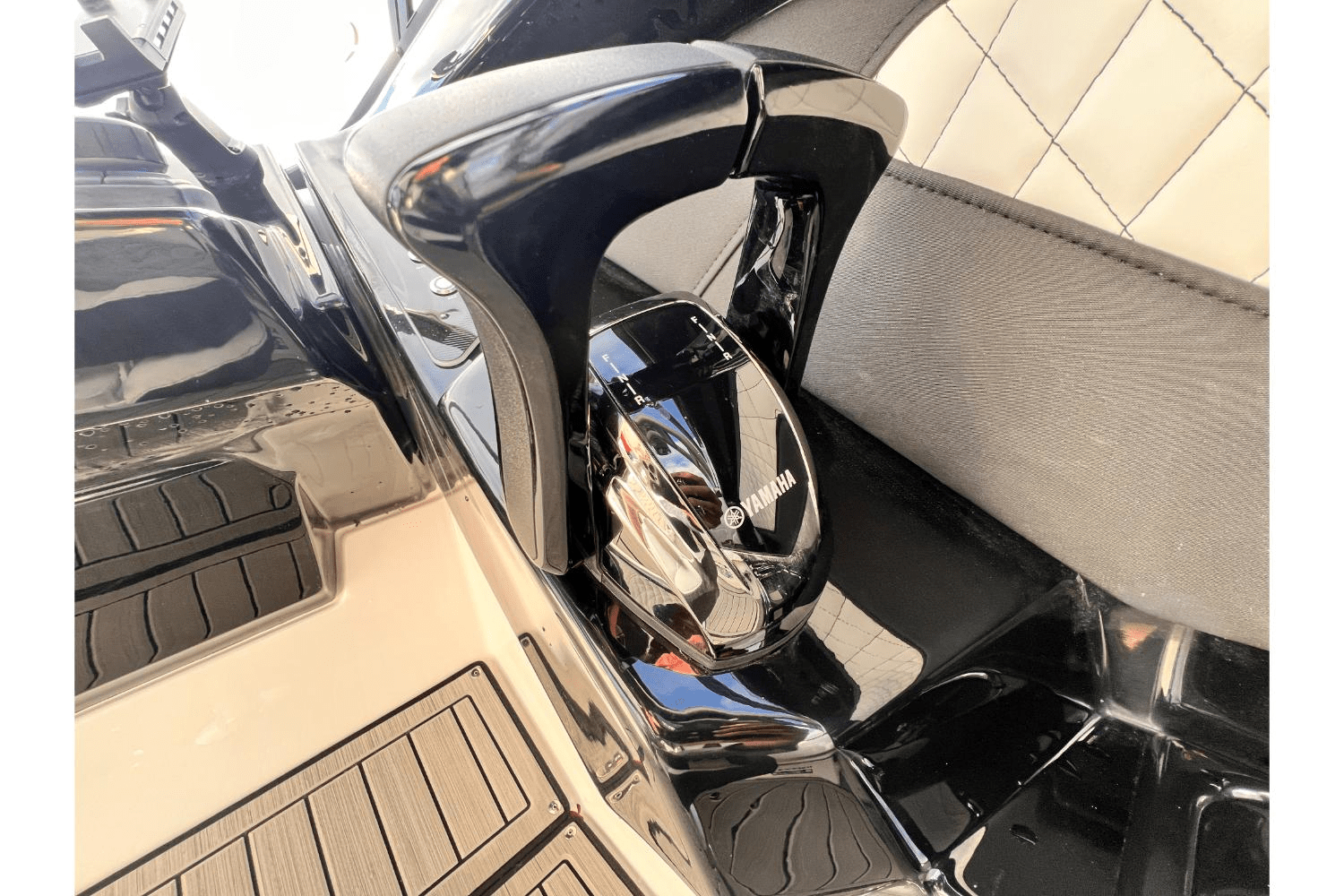 Slide: The Image of Yamaha 252SE 2025 - 24