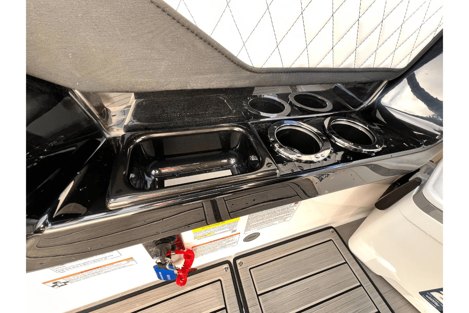 Slide: The Image of Yamaha 252SE 2025 - 25