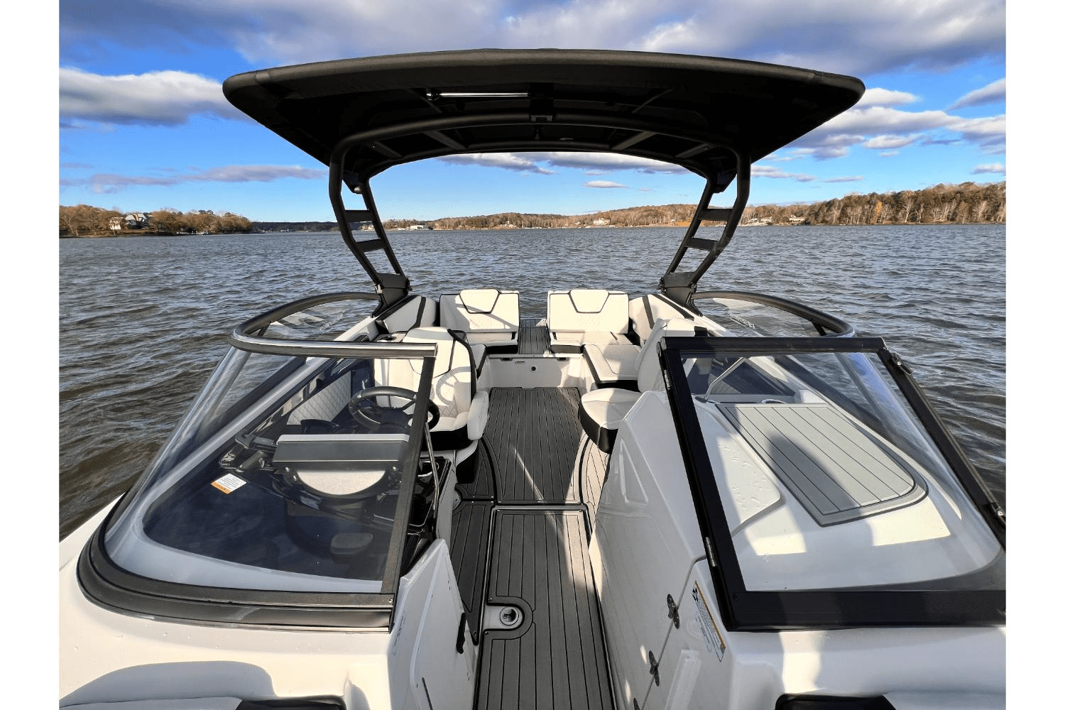 Slide: The Image of Yamaha 252SE 2025 - 26