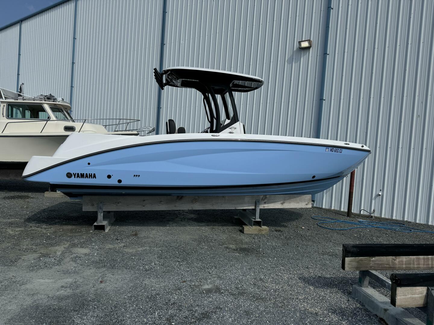 Slide: The Image of Yamaha 255 FSH E 2024 - 4632969