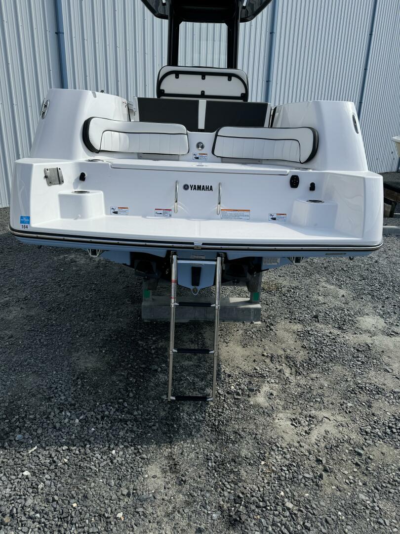 Slide: The Image of Yamaha 255 FSH E 2024 - 4632971