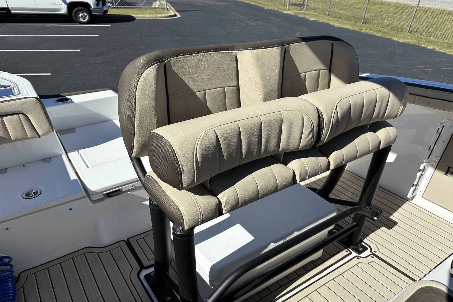 Slide: The Image of Yamaha 255 FSH Sport E 2025 - 14