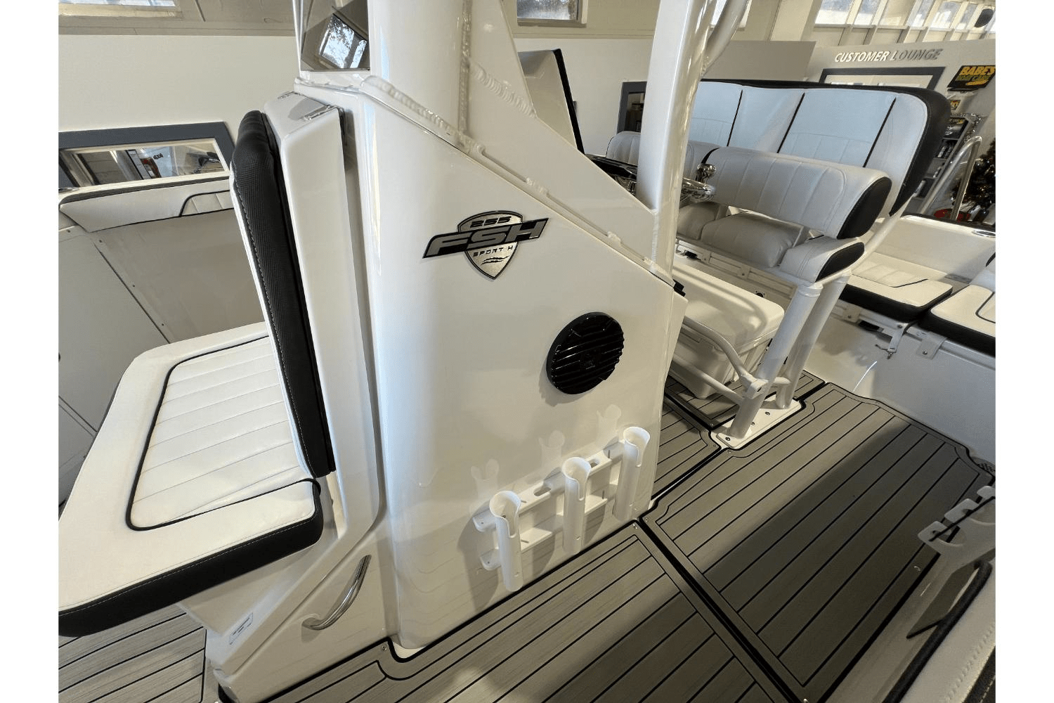 Slide: The Image of Yamaha 255 FSH Sport H 2025 - 20