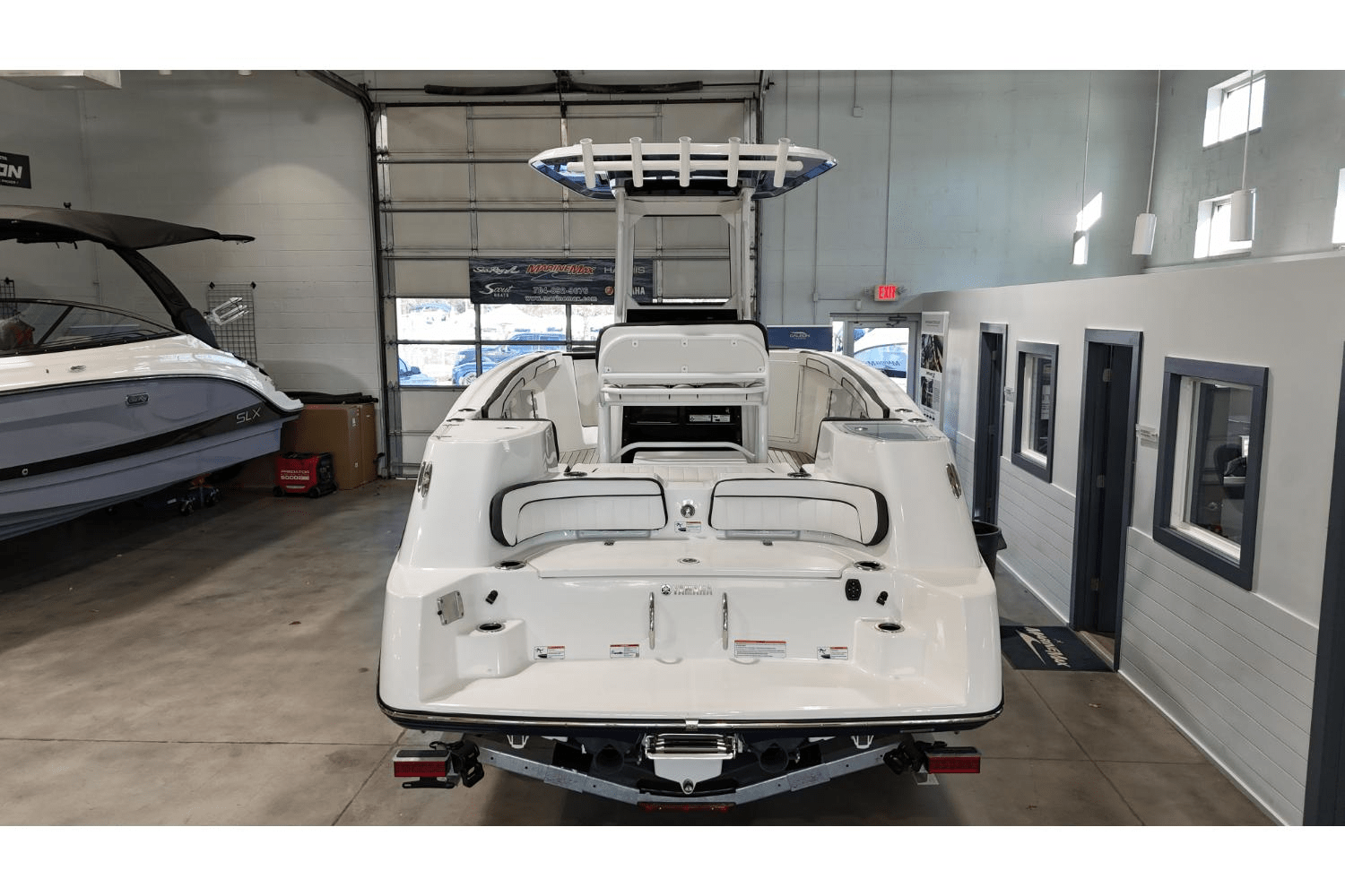 Slide: The Image of Yamaha 255 FSH Sport H 2025 - 5