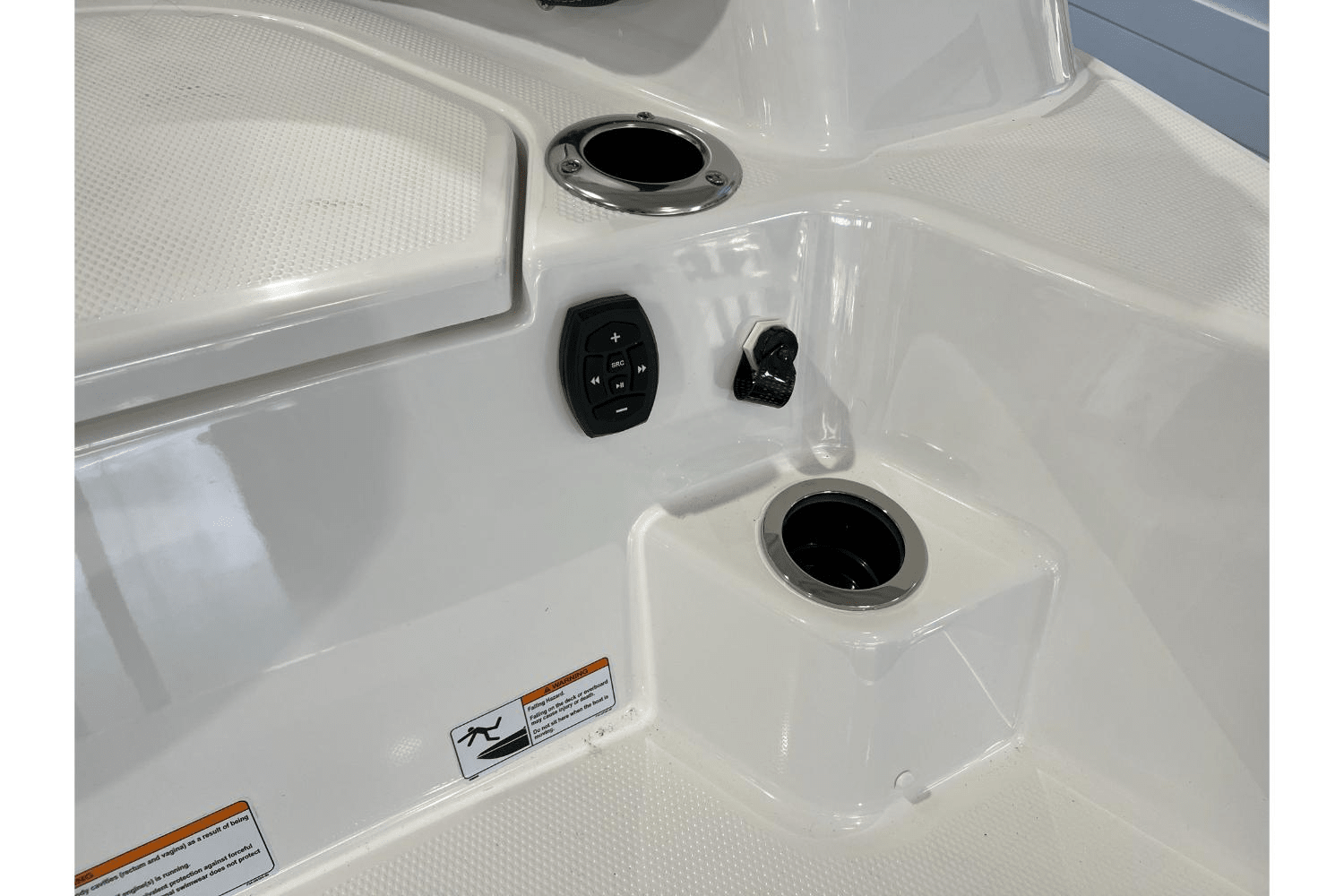 Slide: The Image of Yamaha 255 FSH Sport H 2025 - 9