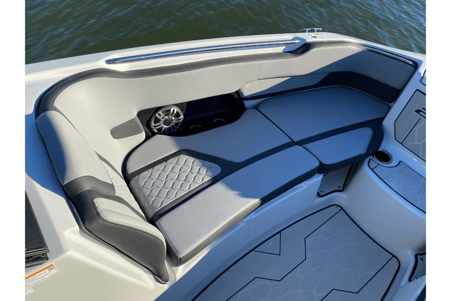 Slide: The Image of Yamaha 255XD 2025 - 22