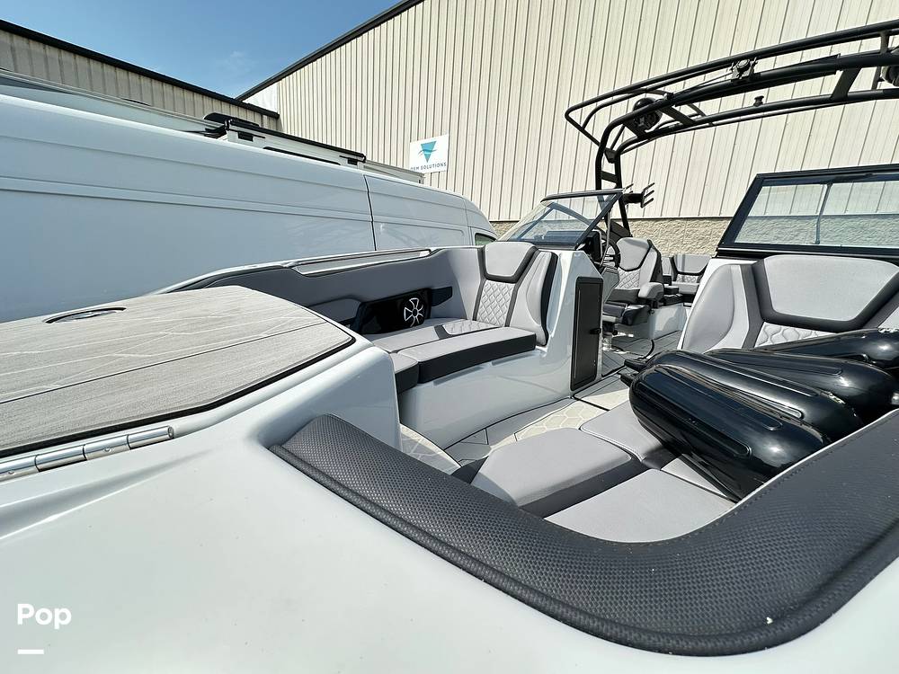 Slide: The Image of Yamaha 255XE 2024 - 15686529