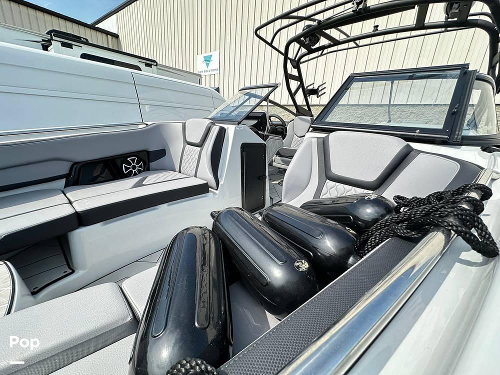 Slide: The Image of Yamaha 255XE 2024 - 15686530