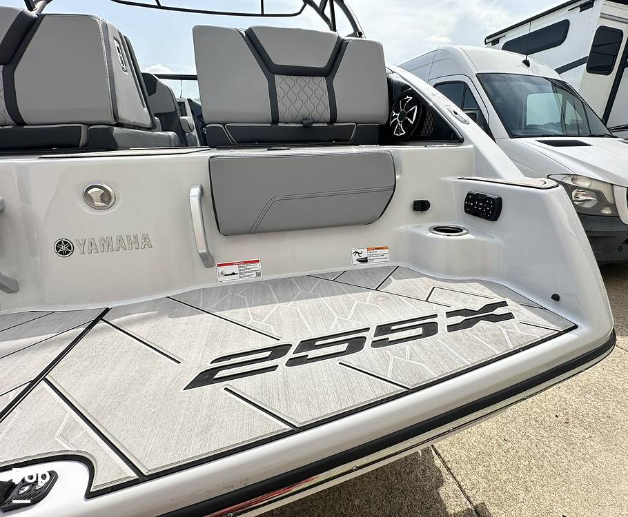 Slide: The Image of Yamaha 255XE 2024 - 15686580
