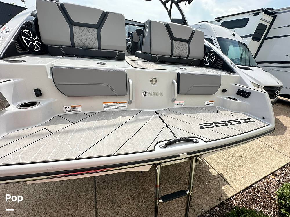 Slide: The Image of Yamaha 255XE 2024 - 15686590