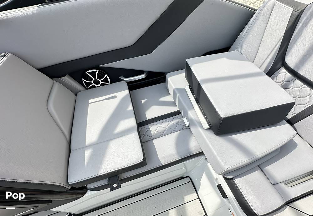 Slide: The Image of Yamaha 255XE 2024 - 15686608