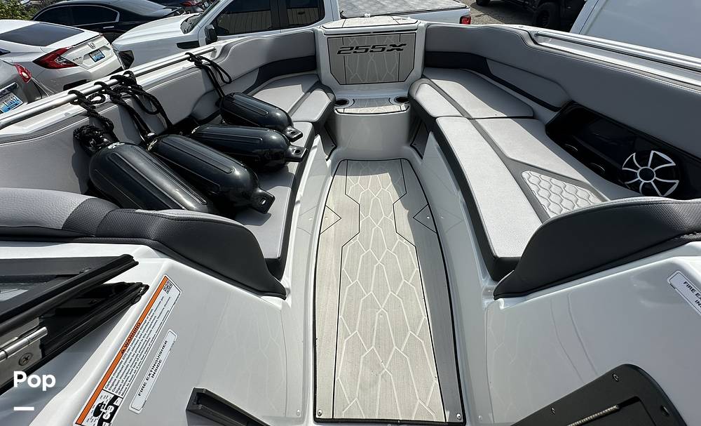 Slide: The Image of Yamaha 255XE 2024 - 15686645