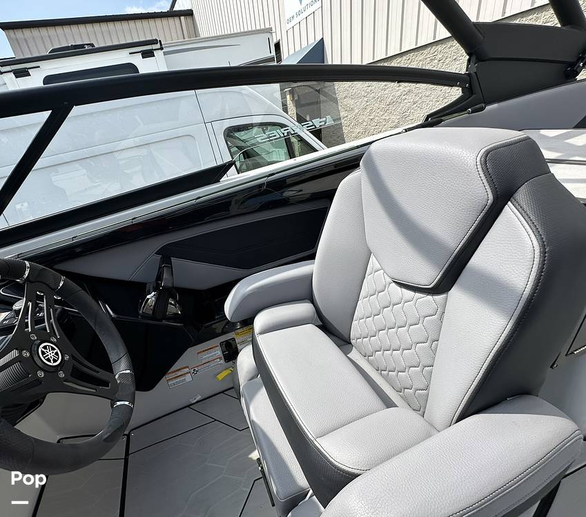 Slide: The Image of Yamaha 255XE 2024 - 15686650