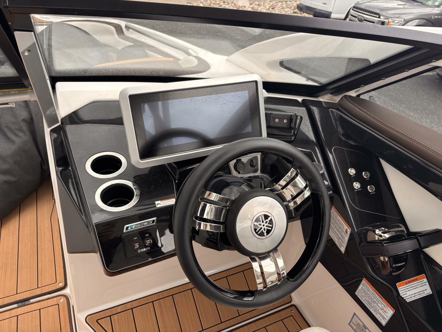 Slide: The Image of Yamaha 275 SD 2021 - 5227258