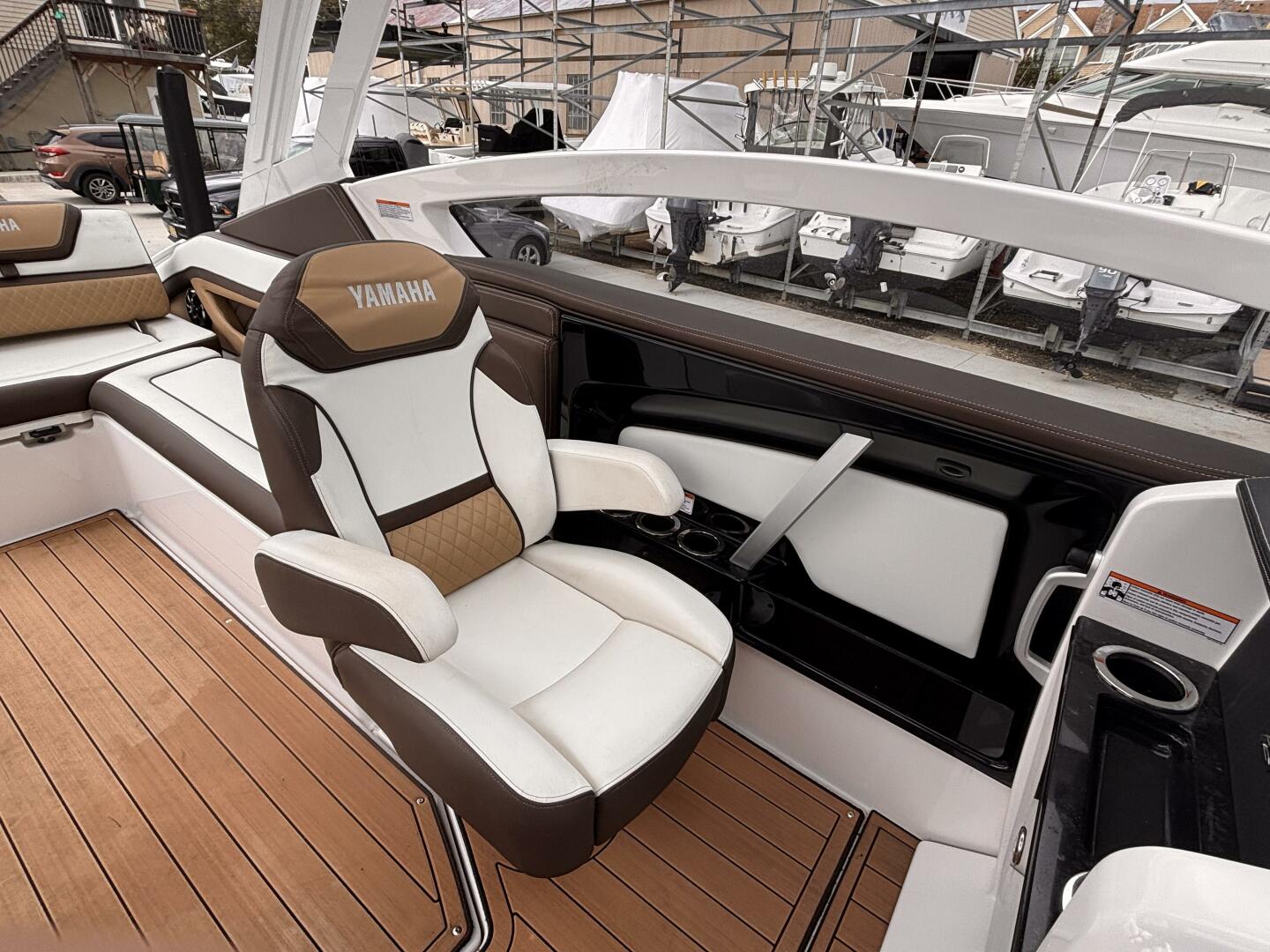 Slide: The Image of Yamaha 275 SD 2021 - 5227267