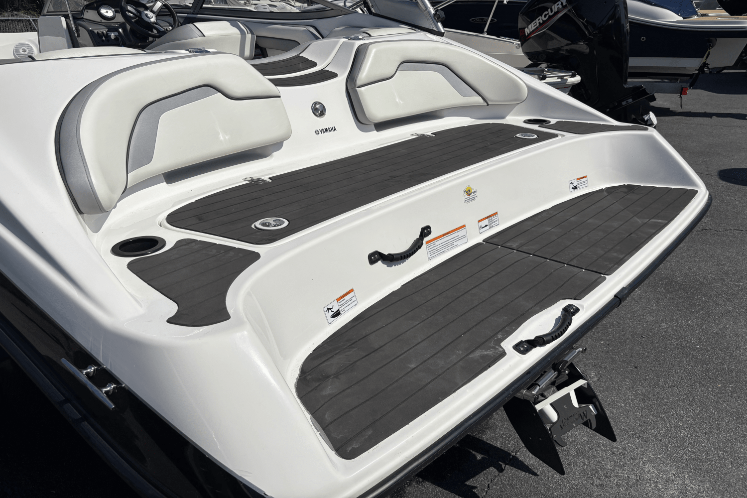 Slide: The Image of Yamaha AR190 2017 - 13