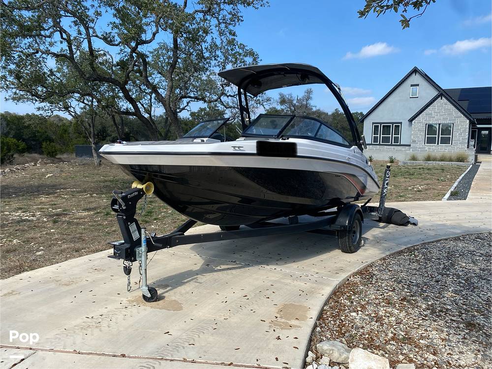 Slide: The Image of Yamaha Boat - 2