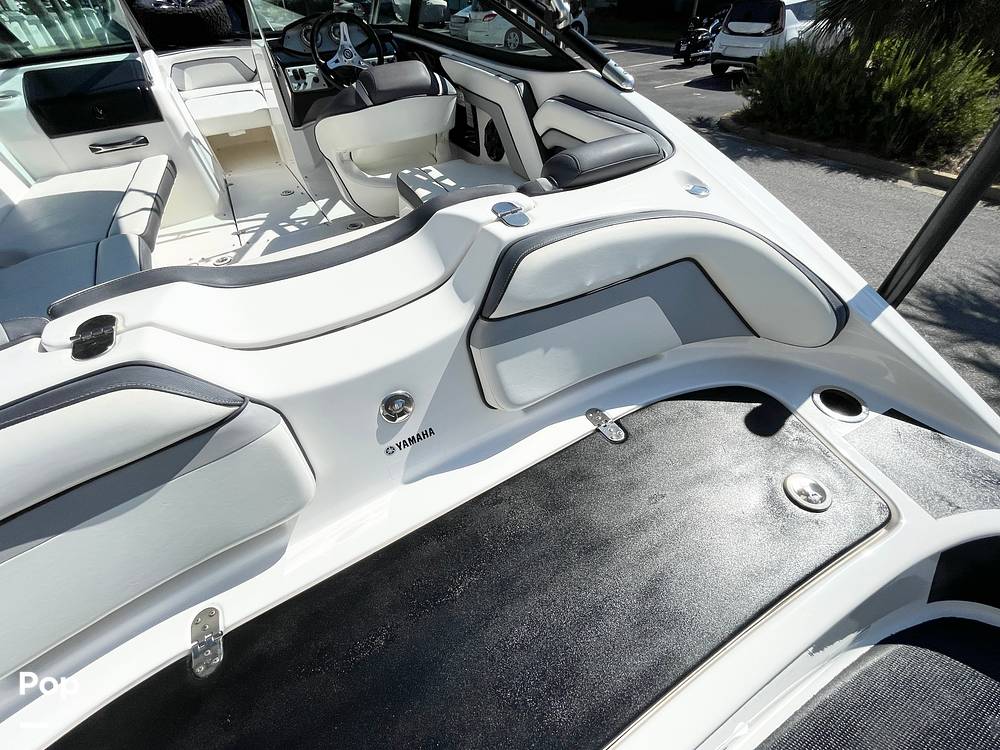 Slide: The Image of Transom Seating - 14344533