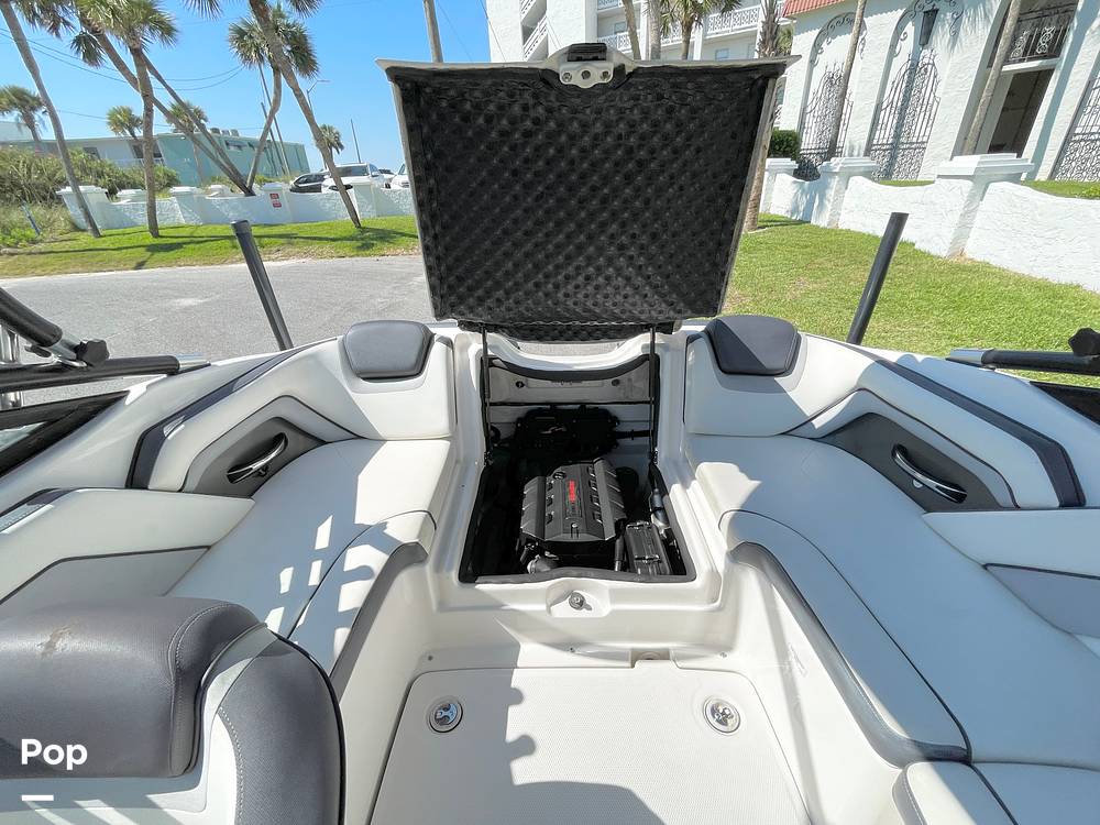 Slide: The Image of Engine Supercharger - 14344551