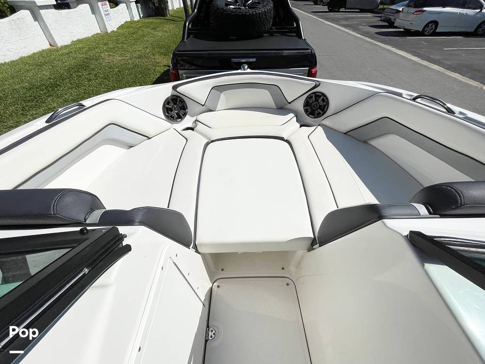 Slide: The Image of Bow Seating - 14344563