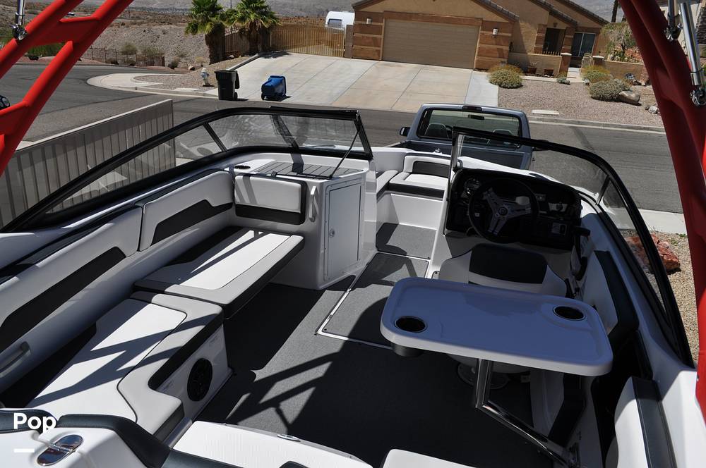 Slide: The Image of Yamaha AR 195 2019 - 15390756