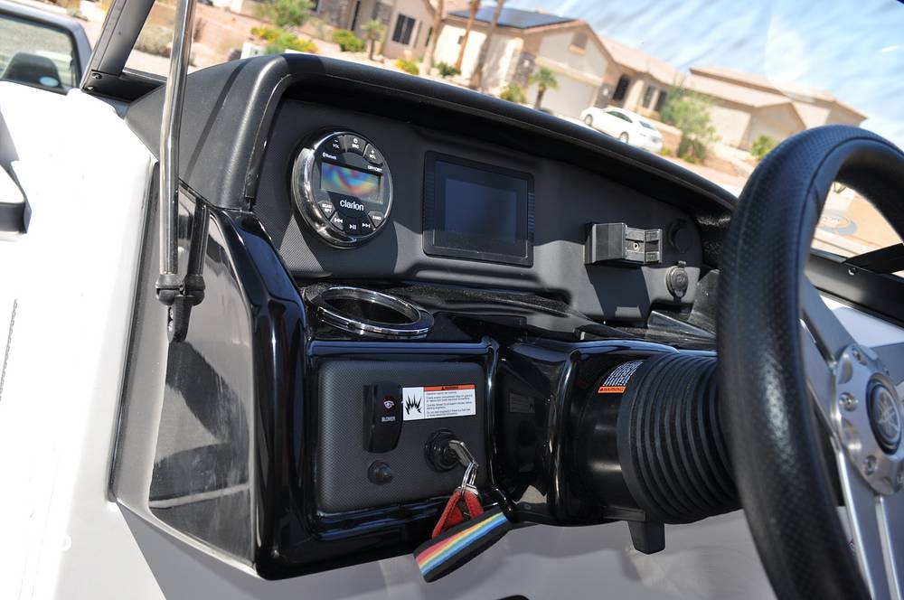 Slide: The Image of Yamaha AR 195 2019 - 15390759