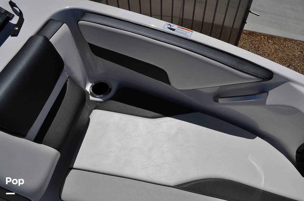 Slide: The Image of Yamaha AR 195 2019 - 15390805