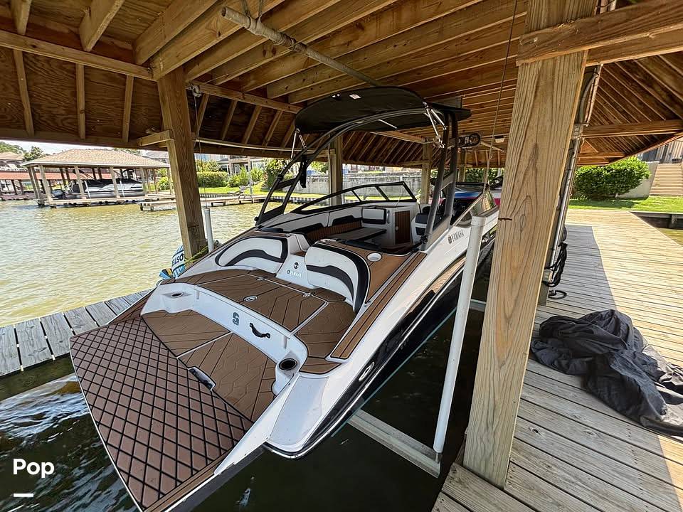 Slide: The Image of Yamaha AR 195 2021 - 15580883