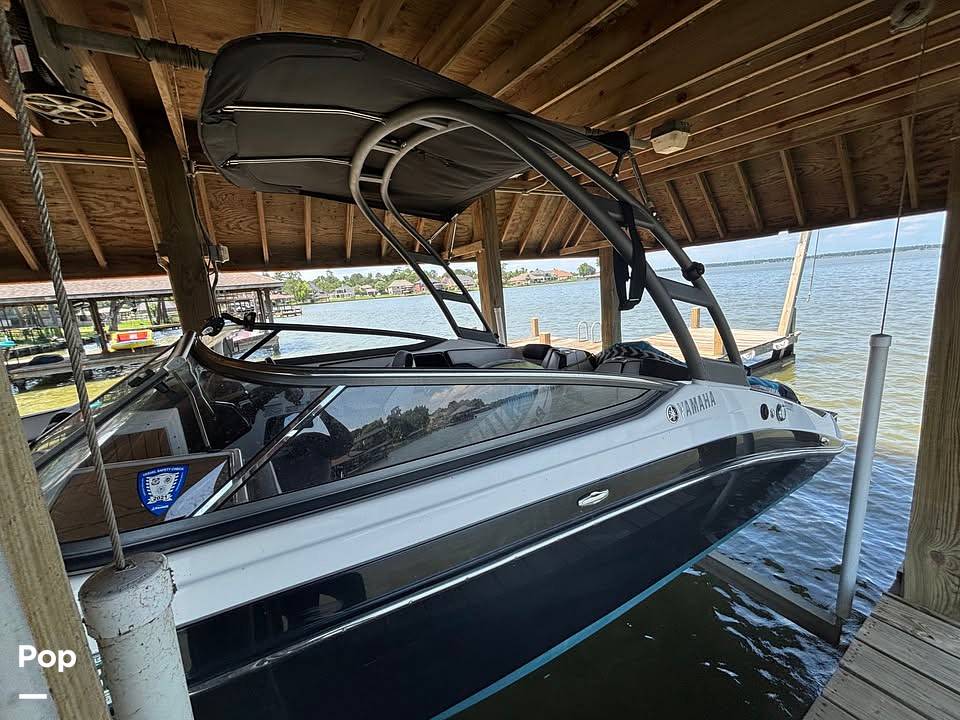 Slide: The Image of Yamaha AR 195 2021 - 15580886