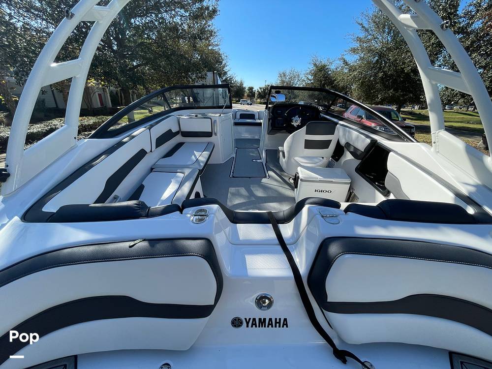 Slide: The Image of Yamaha AR 195 2024 - 15057643