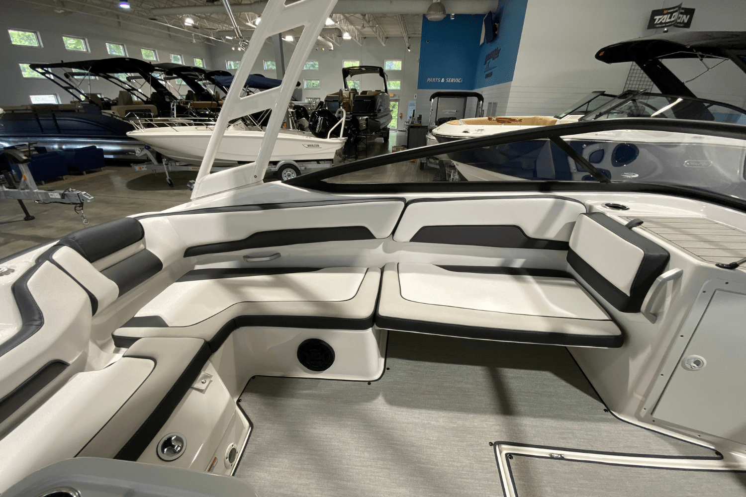 Slide: The Image of Yamaha AR195 2024 - 6