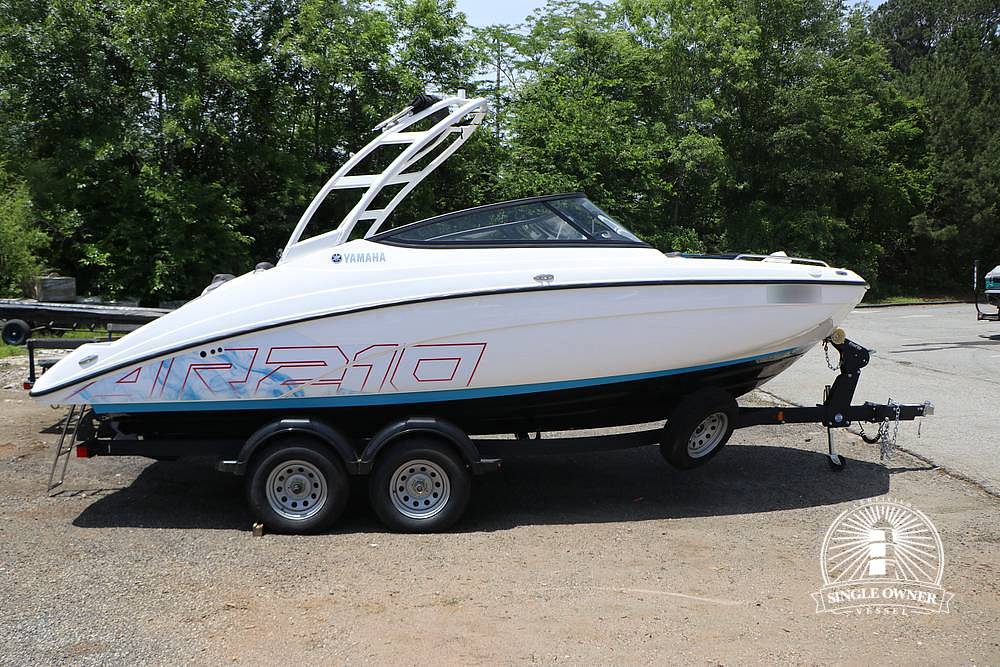 Slide: The Image of Yamaha AR210 2021 - 15461304