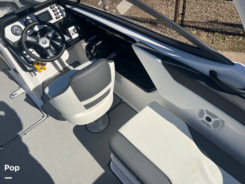 Slide: The Image of Yamaha AR210 2022 - 15101189