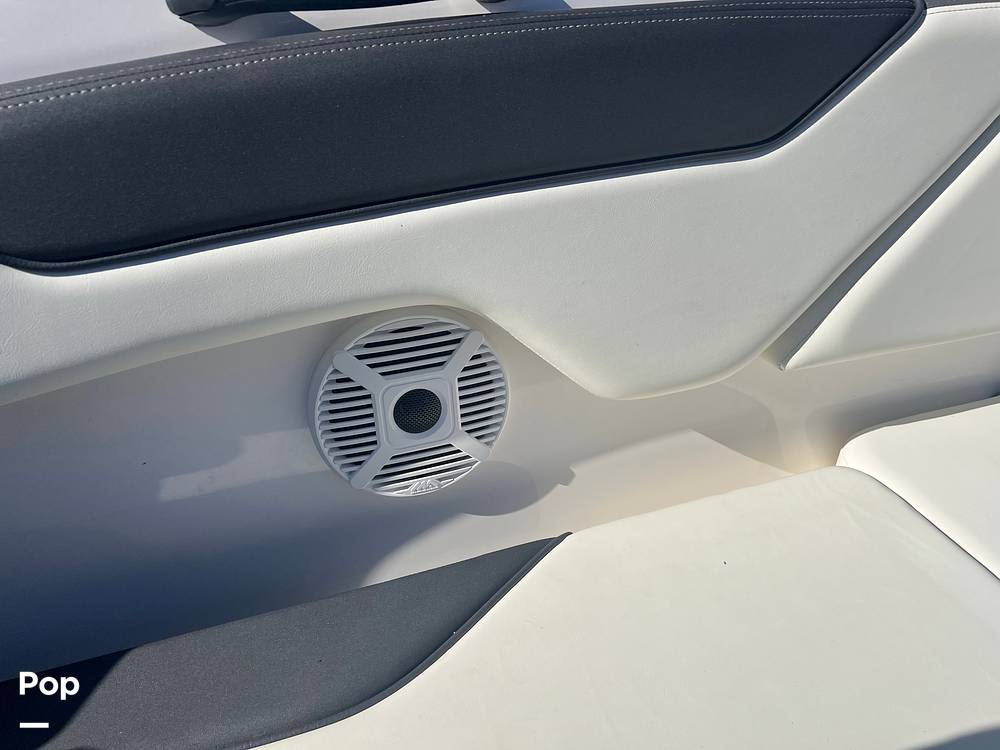 Slide: The Image of Yamaha AR210 2022 - 15101199