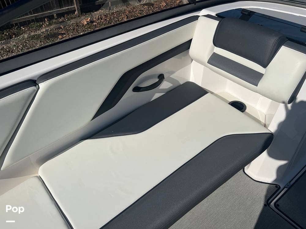 Slide: The Image of Yamaha AR210 2022 - 15101205