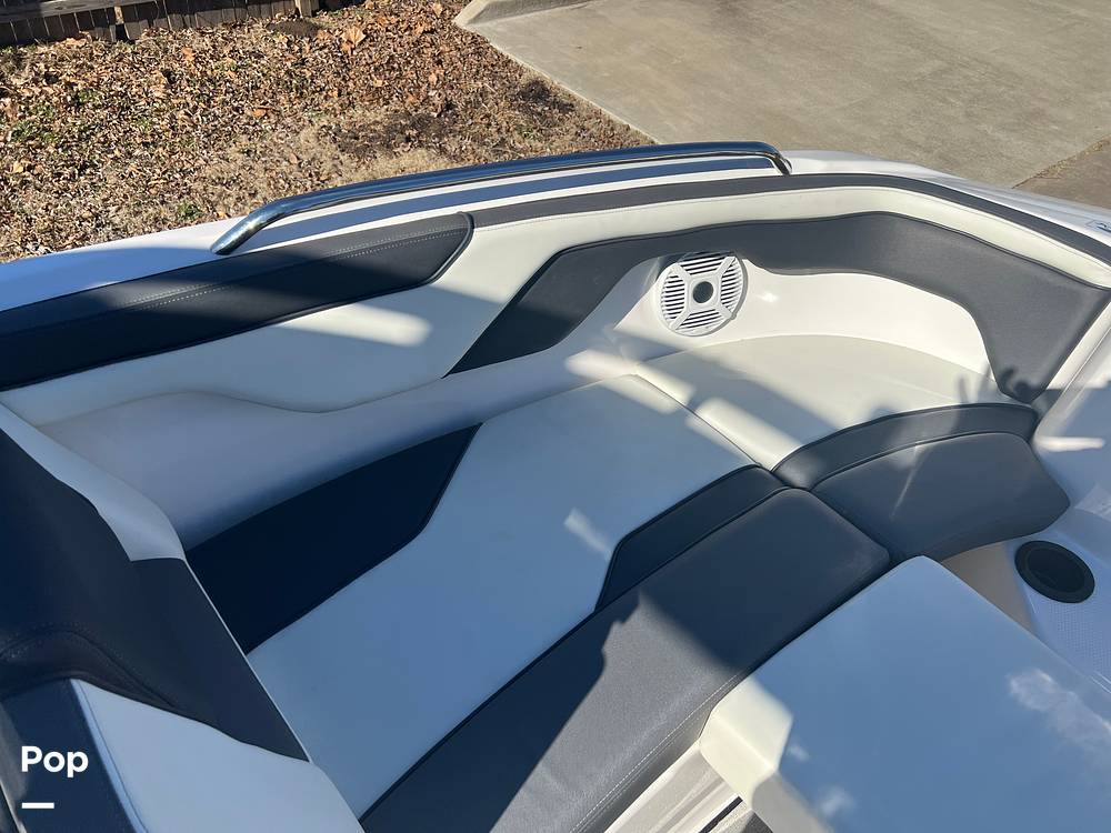 Slide: The Image of Yamaha AR210 2022 - 15101214