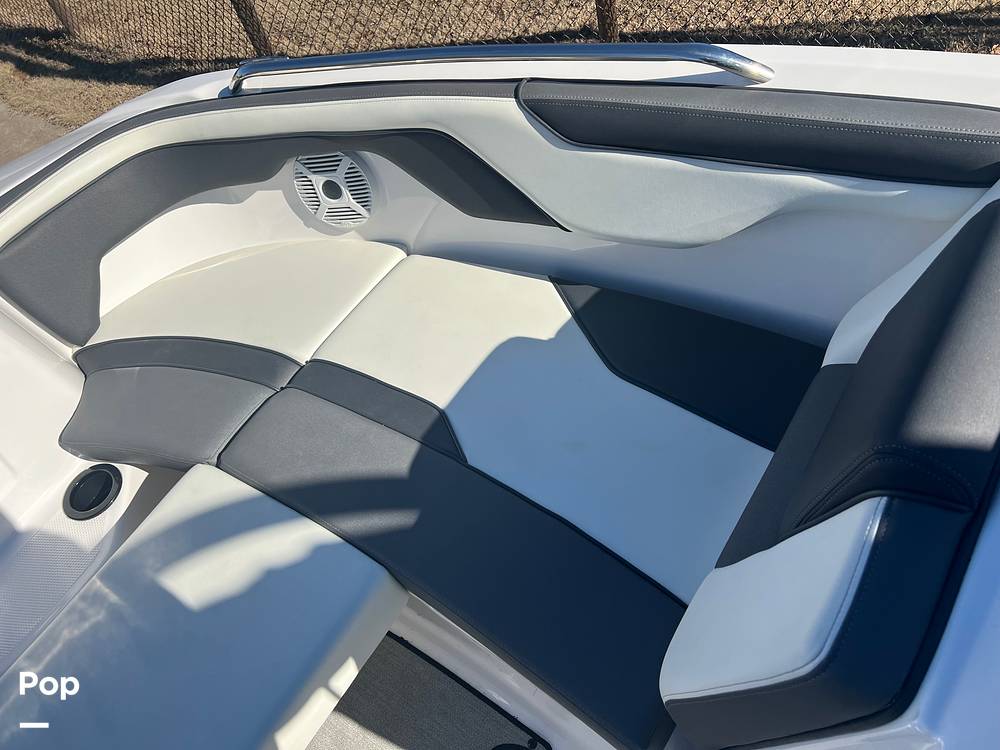 Slide: The Image of Yamaha AR210 2022 - 15101213