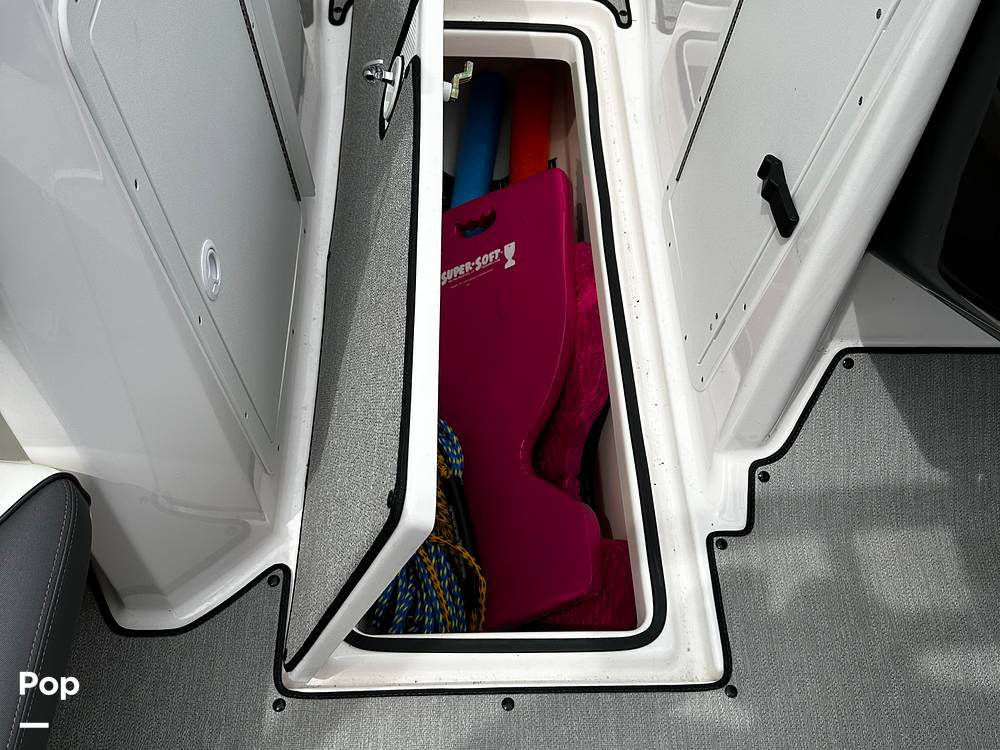 Slide: The Image of Yamaha AR210 2022 - 15046695